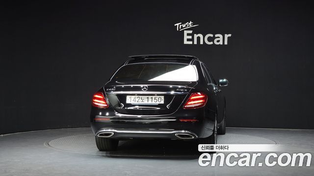 Mercedes-Benz E-Class E450 4MATIC Exclusive