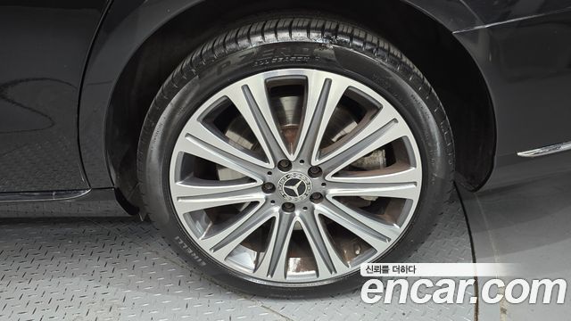 Mercedes-Benz E-Class E450 4MATIC Exclusive