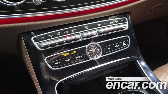 Mercedes-Benz E-Class E450 4MATIC Exclusive
