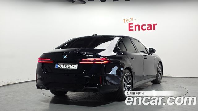 BMW 5-Series 520i Special Edition
