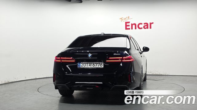 BMW 5-Series 520i Special Edition