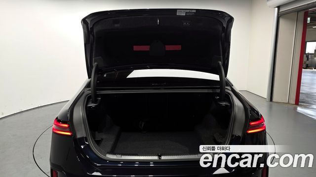 BMW 5-Series 520i Special Edition