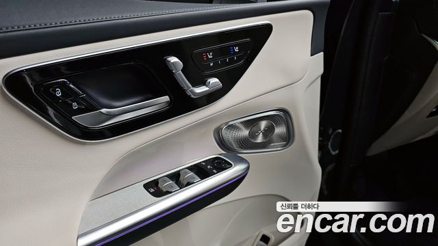 Mercedes-Benz GLC-Class GLC 300 4MATIC Avantgarde