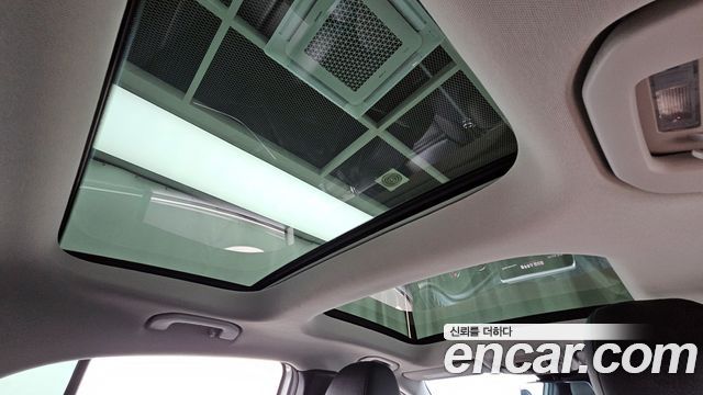 Mercedes-Benz GLA-Class GLA220