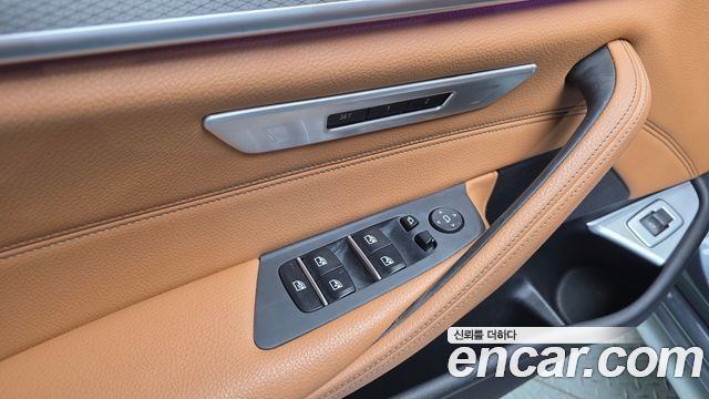 BMW 5-Series 520d xDrive M Sport Package