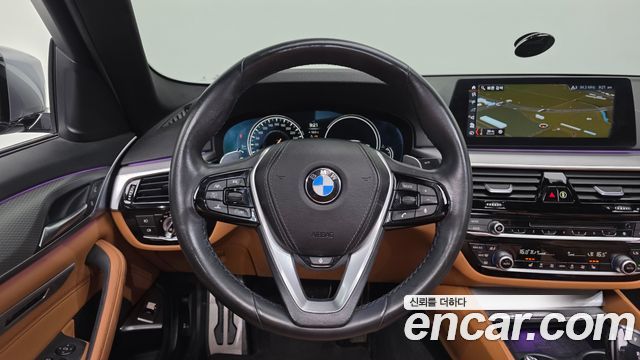 BMW 5-Series 520d xDrive M Sport Package
