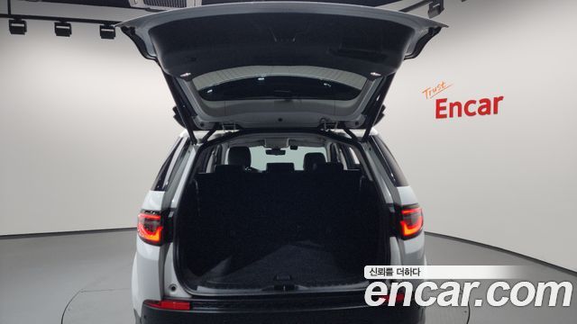 Land Rover Discovery Sport P250 SE
