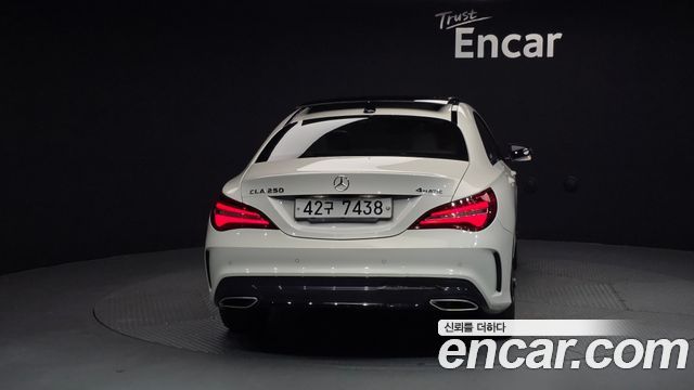 Mercedes-Benz CLA-Class CLA250 4MATIC AMG Line