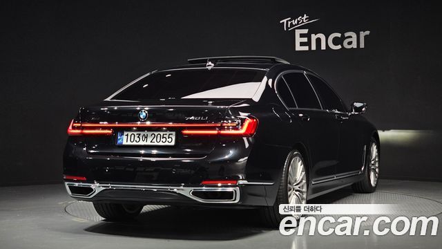 BMW 7-Series 740Li xDrive Design Pure Excellence