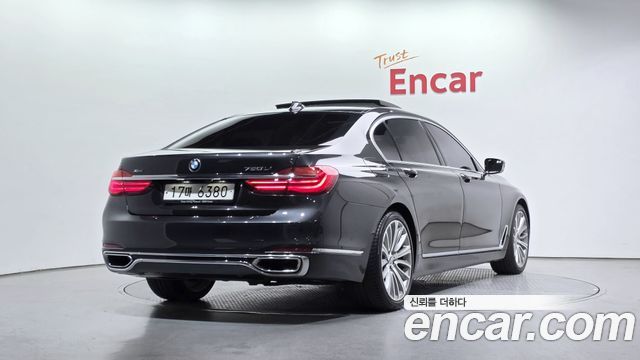 BMW 7-Series 750Li xDrive Premium