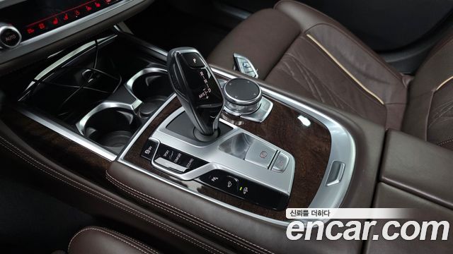 BMW 7-Series 750Li xDrive Premium