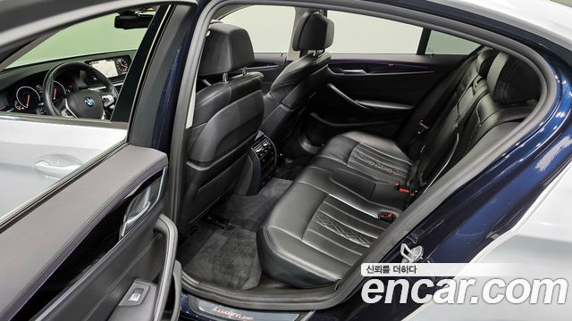 BMW 5-Series 520d xDrive Luxury Plus