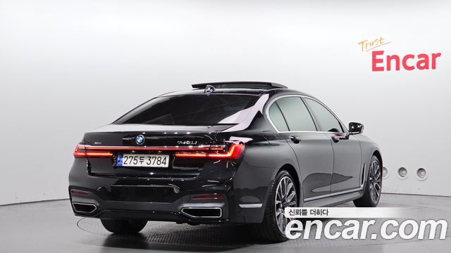 BMW 7-Series 740Li xDrive M Sport Package