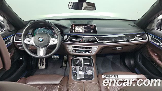 BMW 7-Series 740Li xDrive M Sport Package
