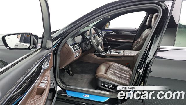BMW 7-Series 740Li xDrive M Sport Package