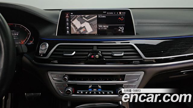 BMW 7-Series 740Li xDrive M Sport Package