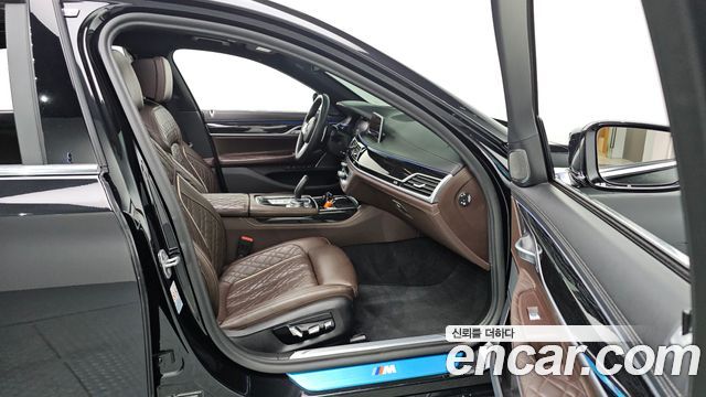 BMW 7-Series 740Li xDrive M Sport Package