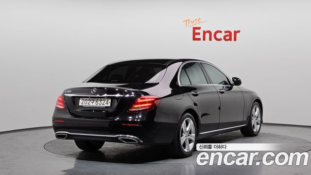 Mercedes-Benz E-Class E200 Avantgarde