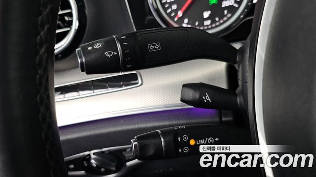 Mercedes-Benz E-Class E200 Avantgarde