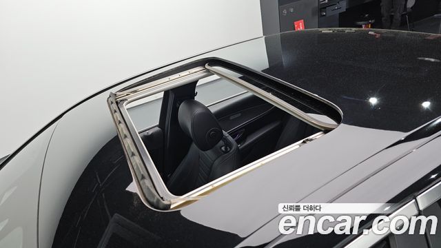 Mercedes-Benz E-Class E200 Avantgarde
