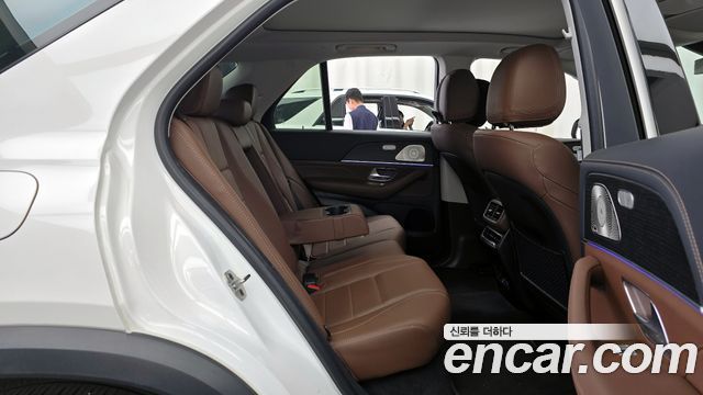 Mercedes-Benz GLE-Class GLE300d 4MATIC
