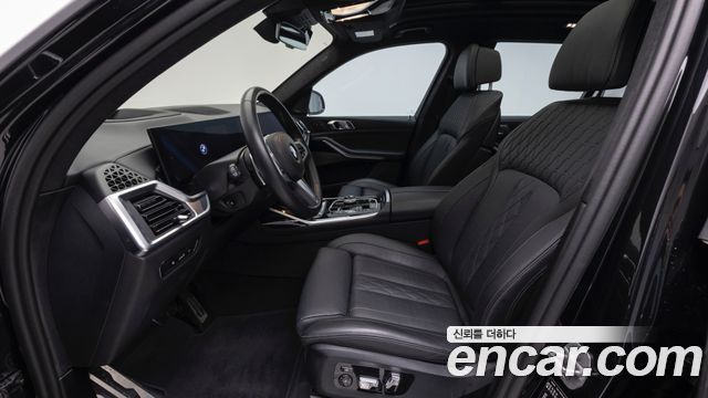 BMW X7 xDrive 40i Design Pure Excellence 6-Seater