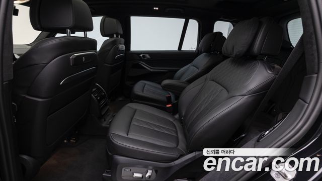 BMW X7 xDrive 40i Design Pure Excellence 6-Seater