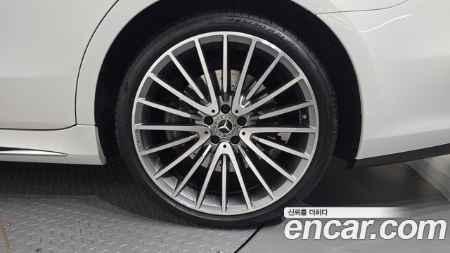Mercedes-Benz S-Class S500L 4MATIC