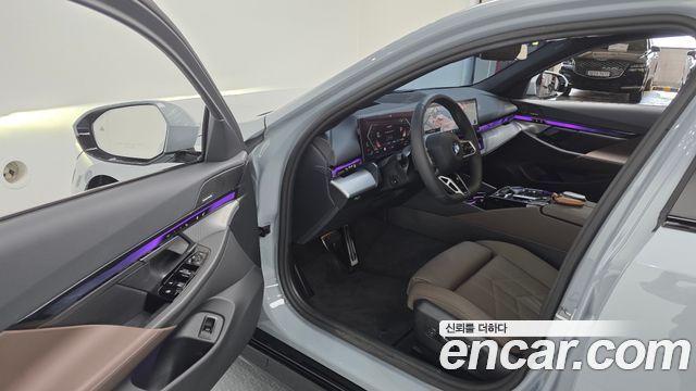 BMW 5-Series 520i M Sport