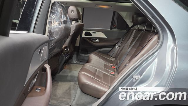 Mercedes-Benz GLE-Class GLE300d 4MATIC