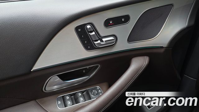 Mercedes-Benz GLE-Class GLE300d 4MATIC