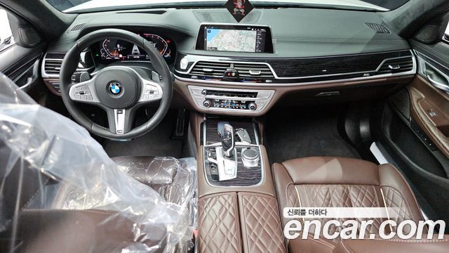 BMW 7-Series 740Li xDrive M Sport Package