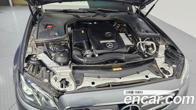 Mercedes-Benz E-Class E250 Avantgarde