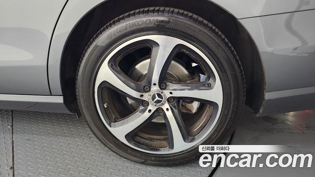 Mercedes-Benz E-Class E250 Avantgarde