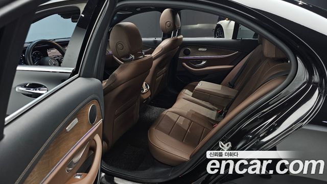 Mercedes-Benz E-Class E220d 4MATIC Exclusive