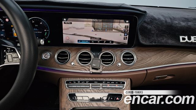 Mercedes-Benz E-Class E220d 4MATIC Exclusive
