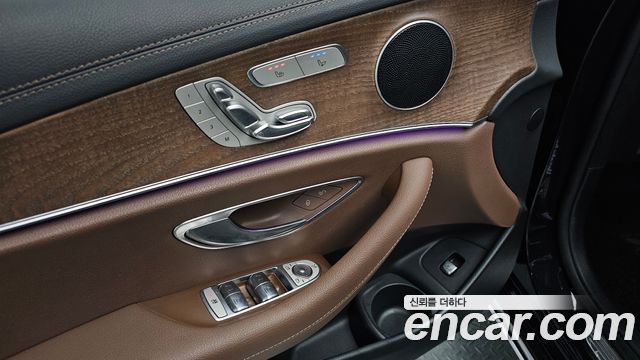 Mercedes-Benz E-Class E220d 4MATIC Exclusive