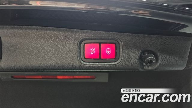 Mercedes-Benz E-Class E220d 4MATIC Exclusive