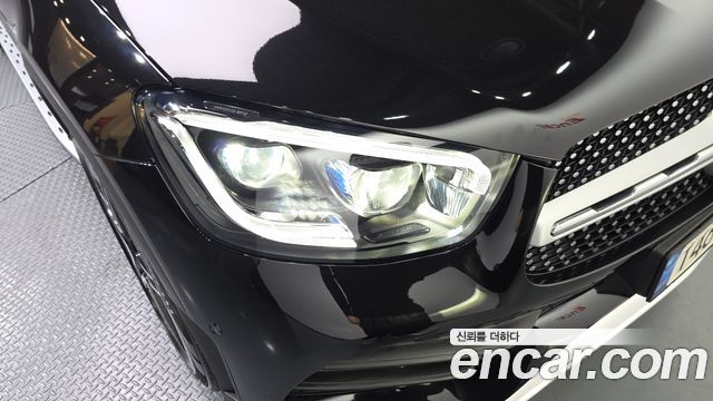 Mercedes-Benz GLC-Class GCL300 4MATIC Coupe