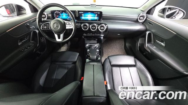 Mercedes-Benz A-Class A250 4MATIC Sedan