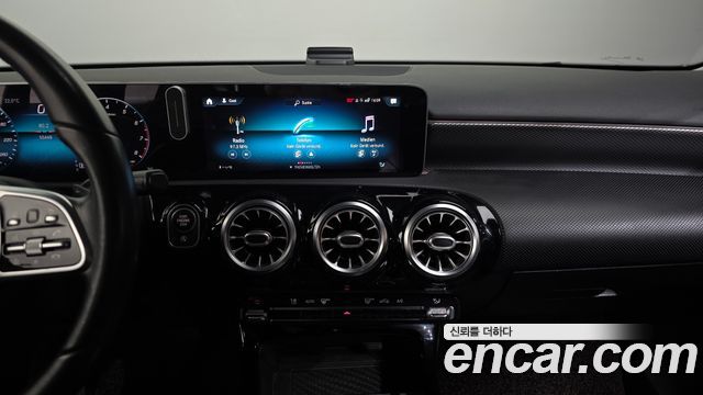 Mercedes-Benz A-Class A250 4MATIC Sedan
