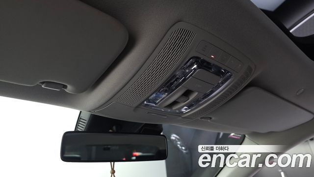 Mercedes-Benz A-Class A250 4MATIC Sedan