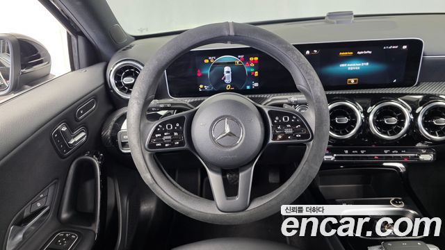 Mercedes-Benz A-Class A220 Hatchback
