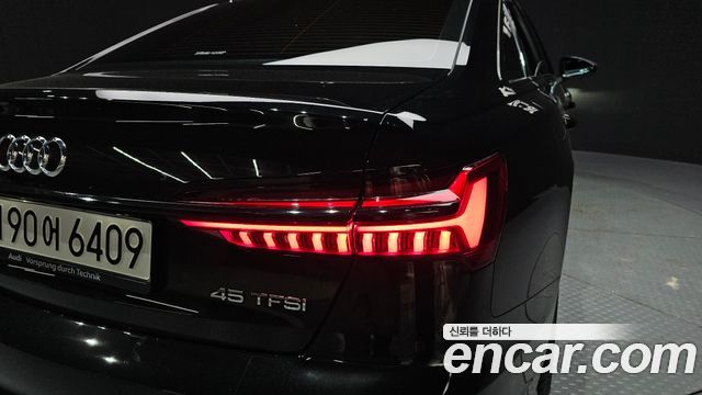 Audi A6 45 TFSI Premium
