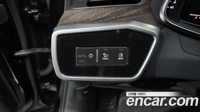 Audi A6 45 TFSI Premium