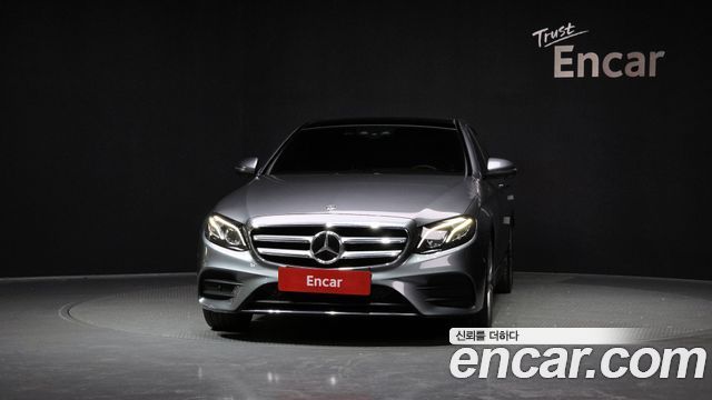Mercedes-Benz E-Class E350 4MATIC AMG Line