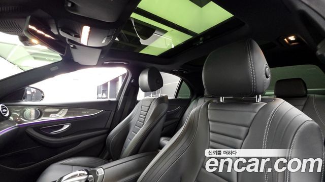 Mercedes-Benz E-Class E350 4MATIC AMG Line