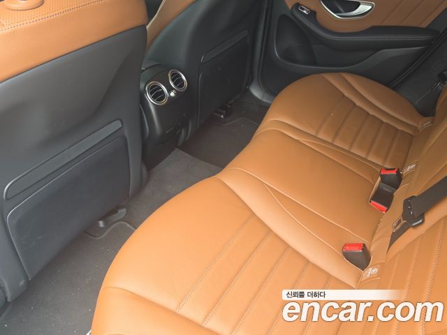 Mercedes-Benz GLC-Class GCL300 4MATIC Coupe