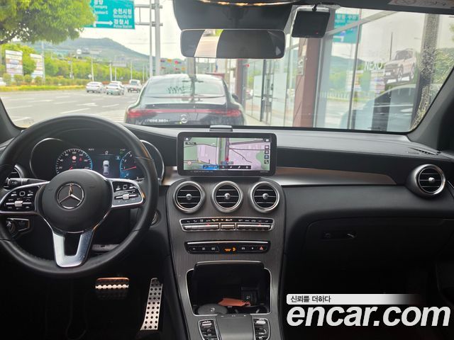 Mercedes-Benz GLC-Class GCL300 4MATIC Coupe