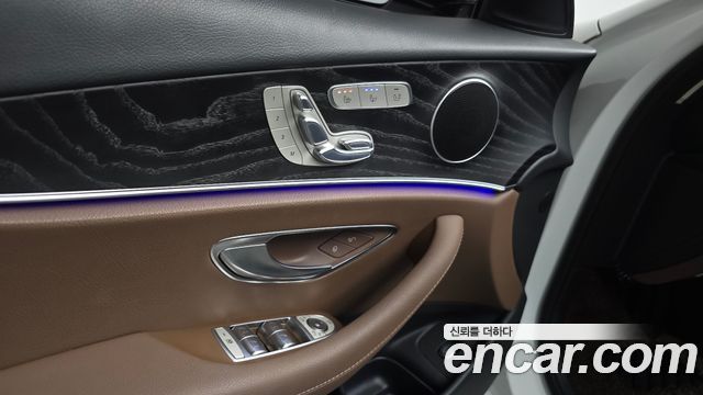Mercedes-Benz E-Class E300 4MATIC AV Intelligent Drive